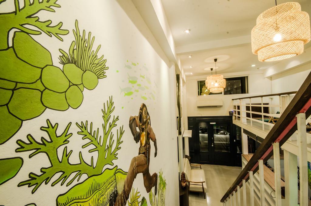 Pier 49 Hostel Бангкок Экстерьер фото