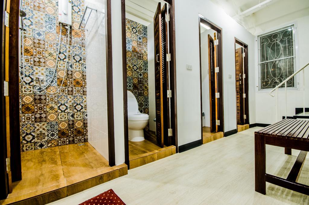 Pier 49 Hostel Бангкок Экстерьер фото