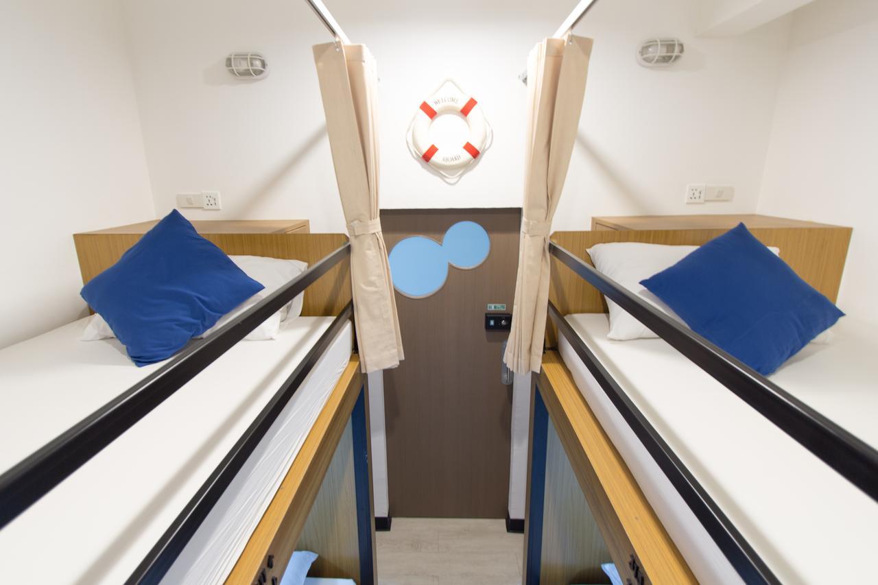 Pier 49 Hostel Бангкок Экстерьер фото
